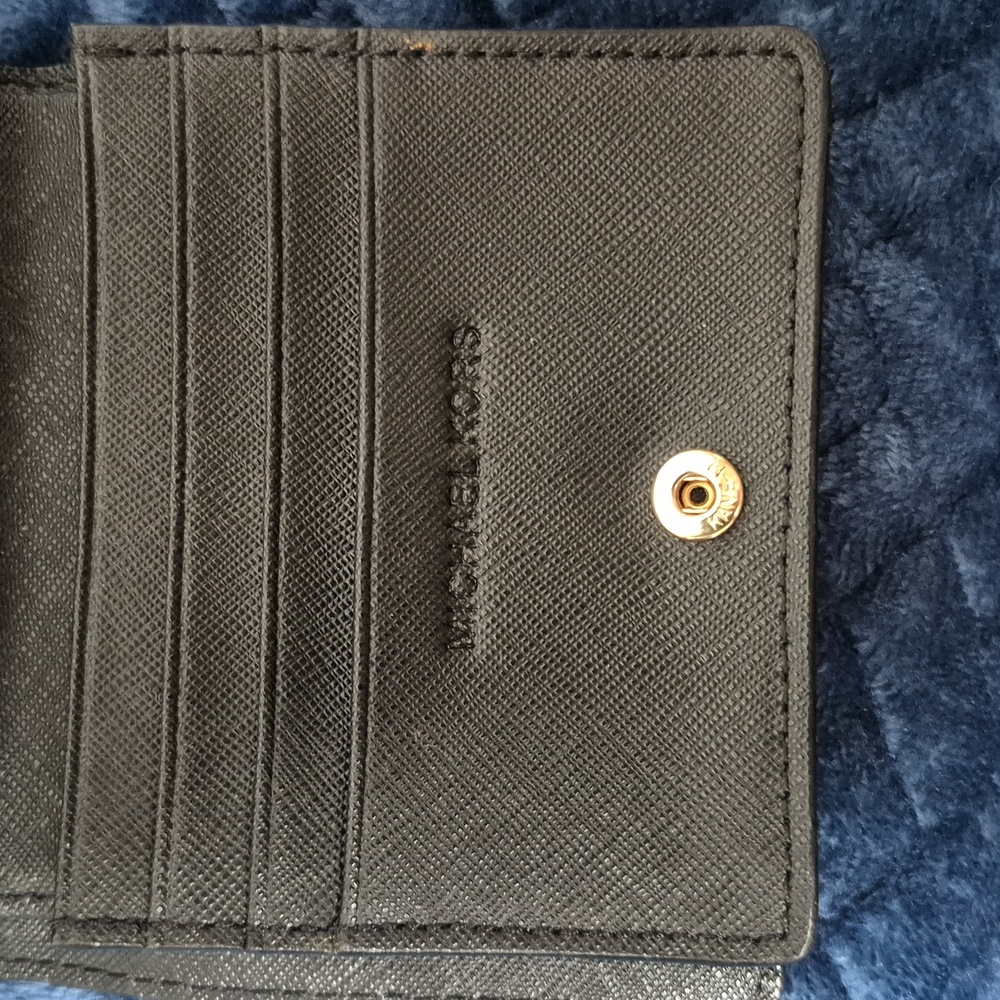 Michael Kors Small Black Wallet, EUC! - Picture 9 of 14
